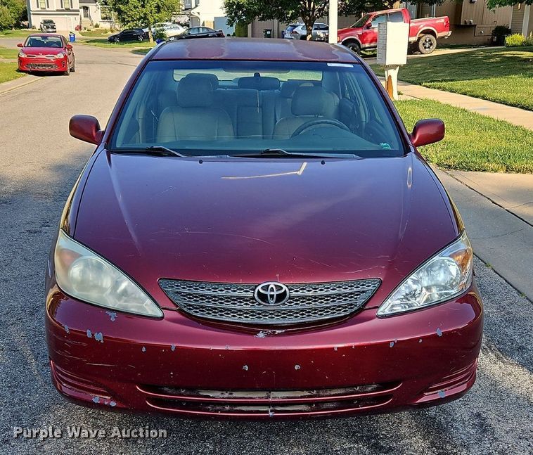 image for item LL9266 2002 Toyota Camry LE