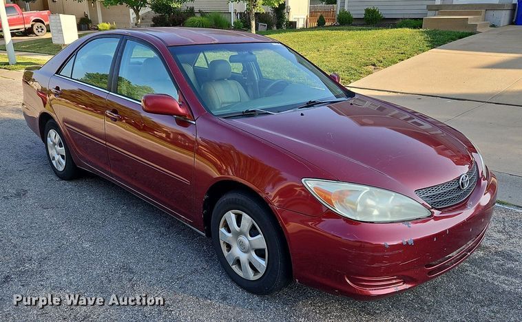 image for item LL9266 2002 Toyota Camry LE