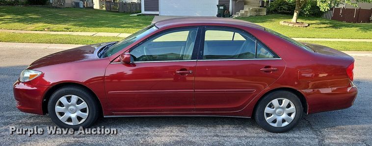 image for item LL9266 2002 Toyota Camry LE