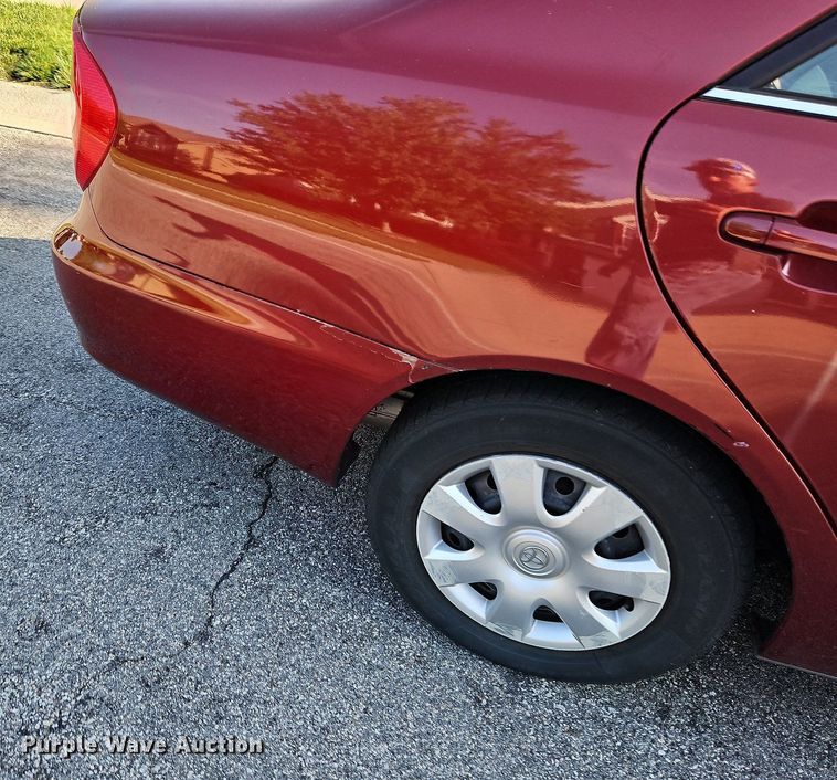 image for item LL9266 2002 Toyota Camry LE