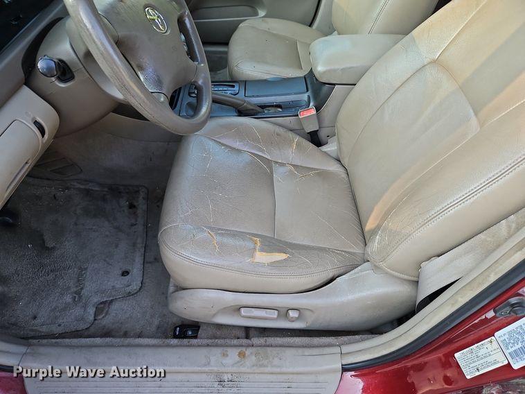 image for item LL9266 2002 Toyota Camry LE