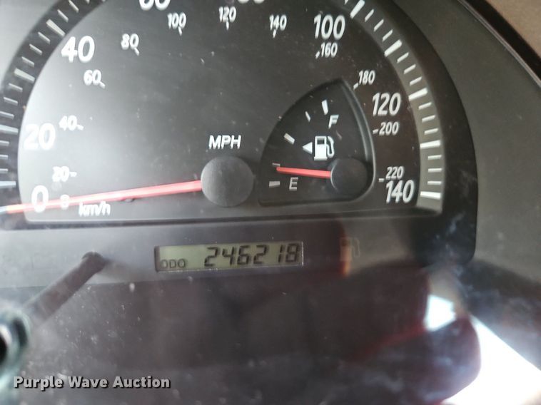 image for item LL9266 2002 Toyota Camry LE