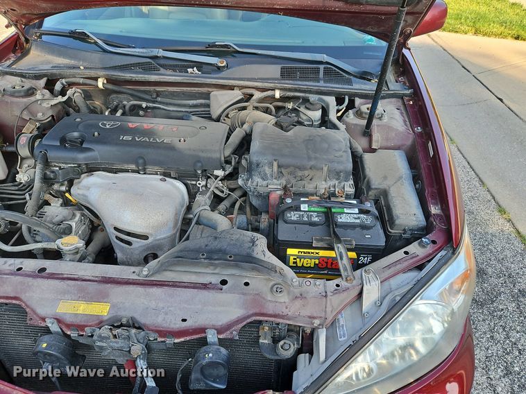 image for item LL9266 2002 Toyota Camry LE