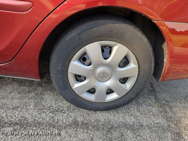 image for item LL9266 2002 Toyota Camry LE