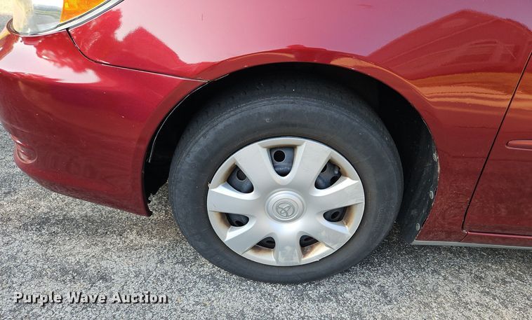 image for item LL9266 2002 Toyota Camry LE