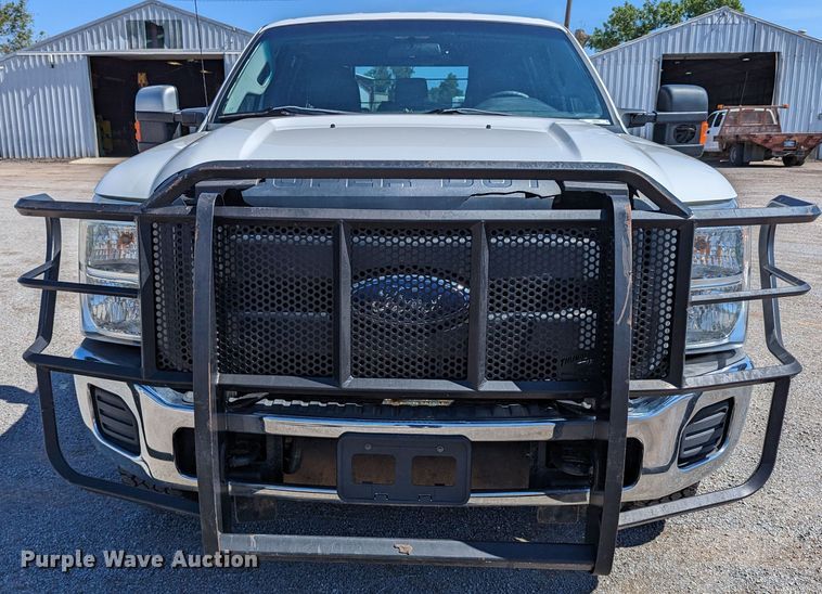 image for item LM9802 2016 Ford F250 Super Duty XL  Crew Cab pickup truck