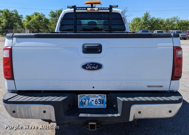 image for item LM9802 2016 Ford F250 Super Duty XL  Crew Cab pickup truck