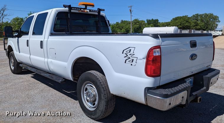 image for item LM9802 2016 Ford F250 Super Duty XL  Crew Cab pickup truck