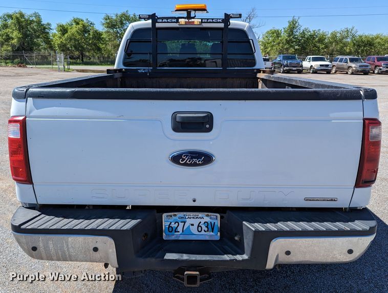 image for item LM9802 2016 Ford F250 Super Duty XL  Crew Cab pickup truck