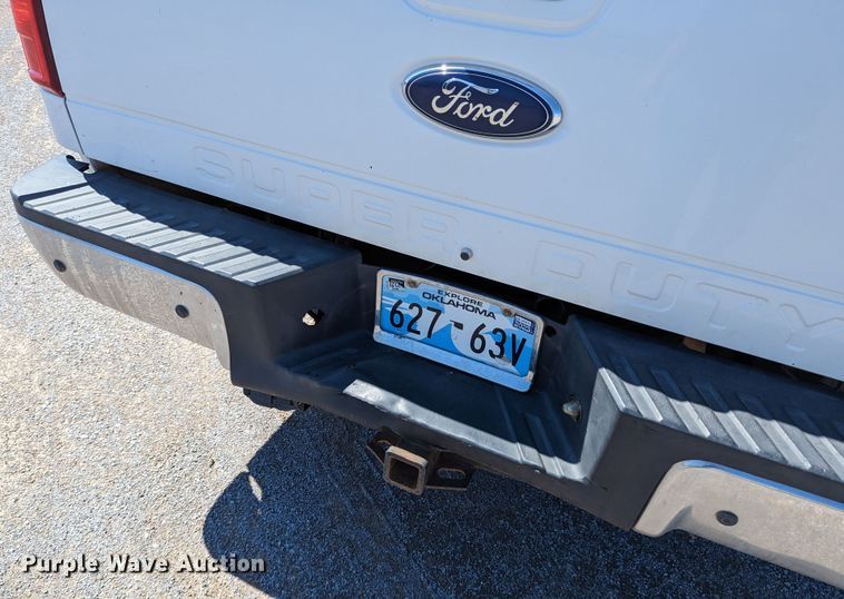 image for item LM9802 2016 Ford F250 Super Duty XL  Crew Cab pickup truck