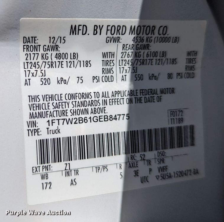 image for item LM9802 2016 Ford F250 Super Duty XL  Crew Cab pickup truck