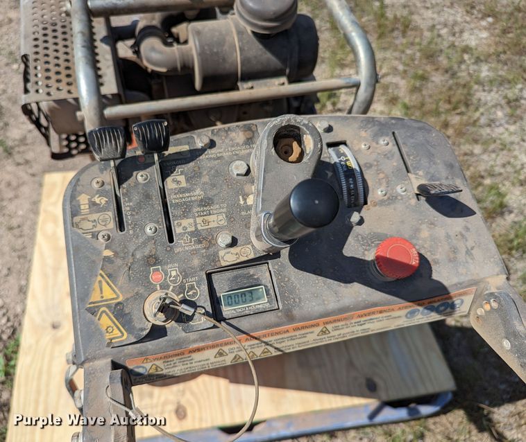 image for item LM9809 2008 Husqvarna FS520  concrete saw