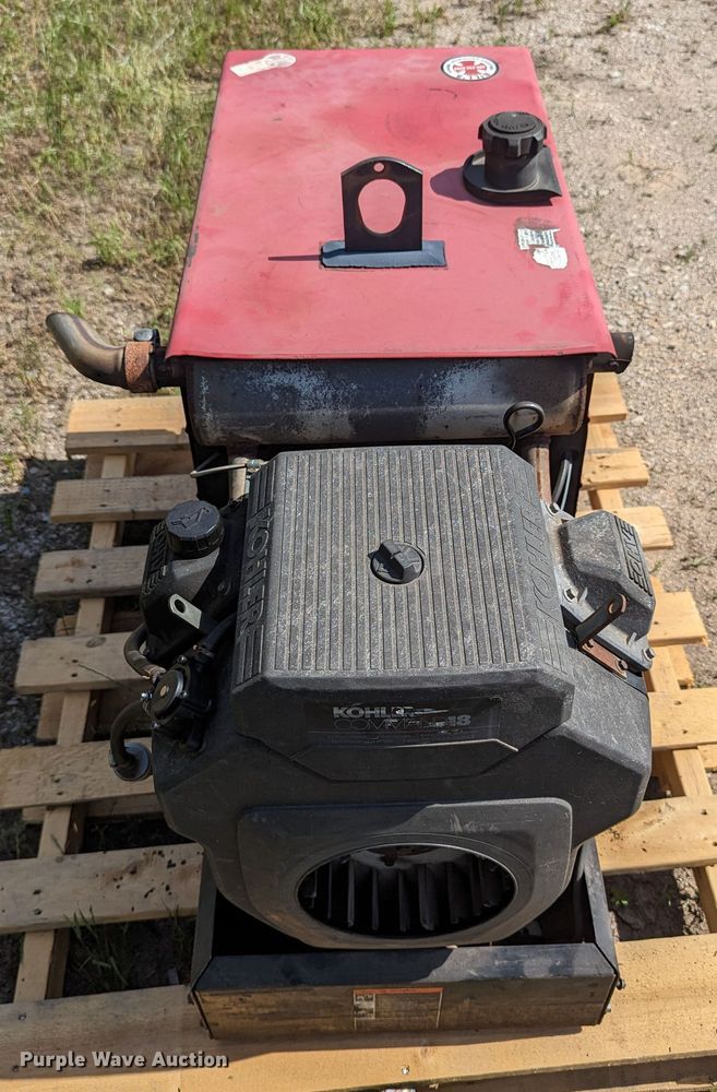 image for item LM9810 Lincoln Ranger 8  welder/generator