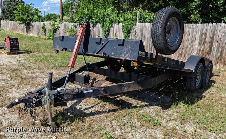 image for item LM9812 2006 Friesen  tilt deck equipment trailer