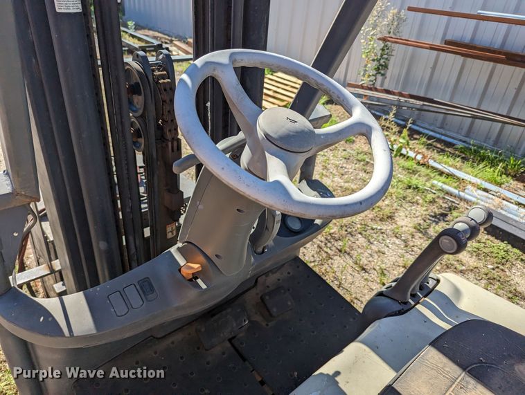 image for item LM9814 Crown SC 4020-30 TT190  forklift