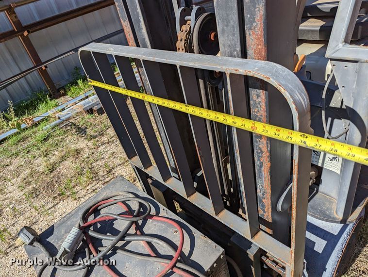 image for item LM9814 Crown SC 4020-30 TT190  forklift