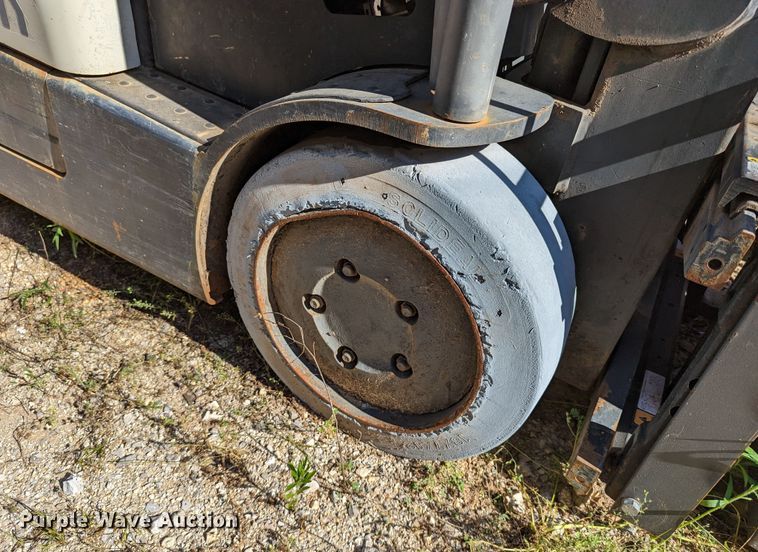 image for item LM9814 Crown SC 4020-30 TT190  forklift