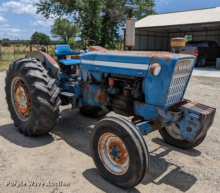 image for item LM9815 1973 Ford 5000  tractor