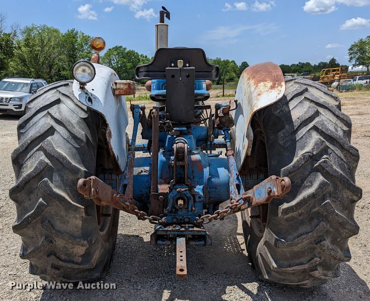 image for item LM9815 1973 Ford 5000  tractor