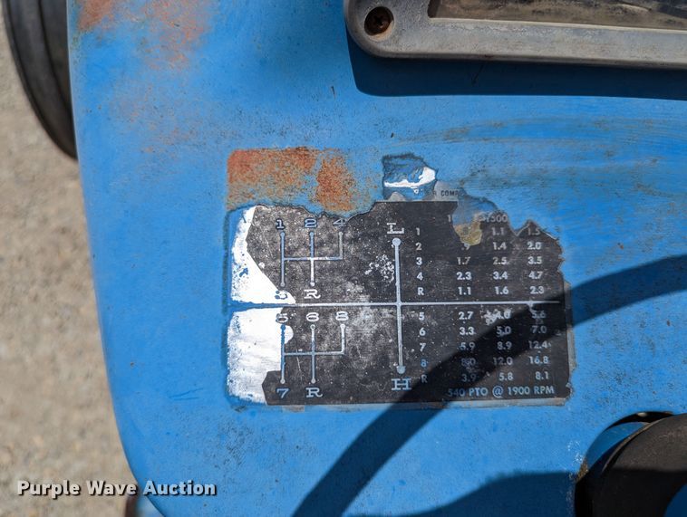 image for item LM9815 1973 Ford 5000  tractor
