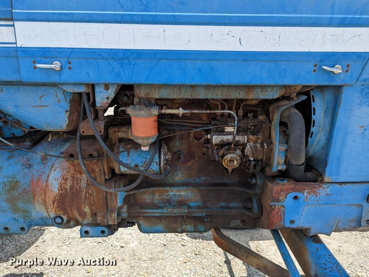 image for item LM9815 1973 Ford 5000  tractor
