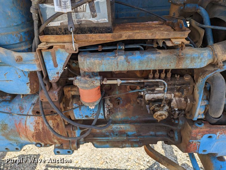 image for item LM9815 1973 Ford 5000  tractor