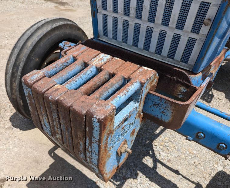 image for item LM9815 1973 Ford 5000  tractor