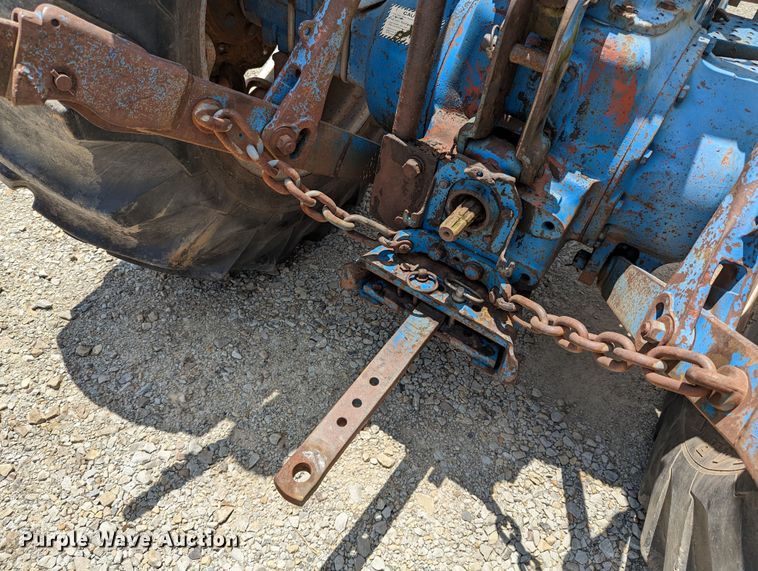 image for item LM9815 1973 Ford 5000  tractor