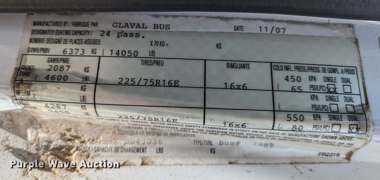 image for item LM9816 2007 Ford E450 Super Duty  shuttle bus