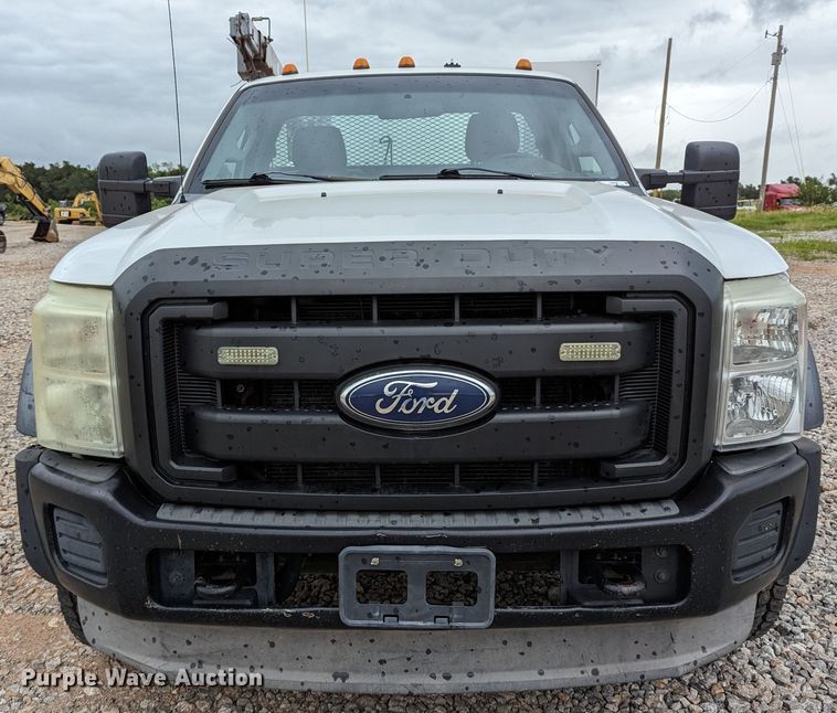 image for item LM9829 2011 Ford F550 Super Duty  utility / service truck