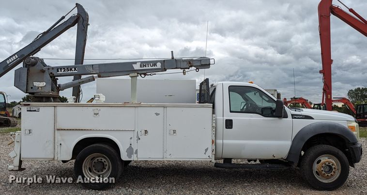 image for item LM9829 2011 Ford F550 Super Duty  utility / service truck