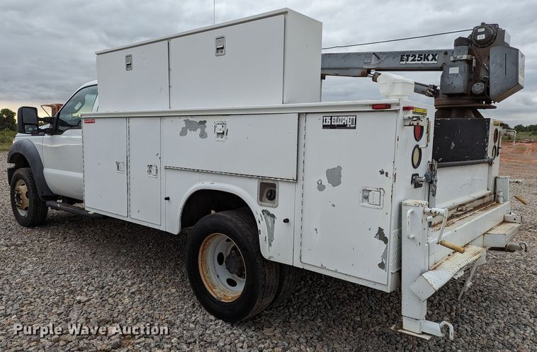 image for item LM9829 2011 Ford F550 Super Duty  utility / service truck