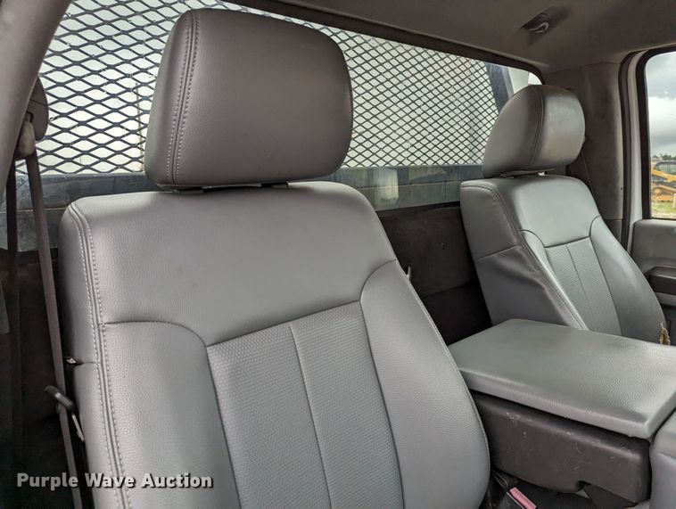 image for item LM9829 2011 Ford F550 Super Duty  utility / service truck