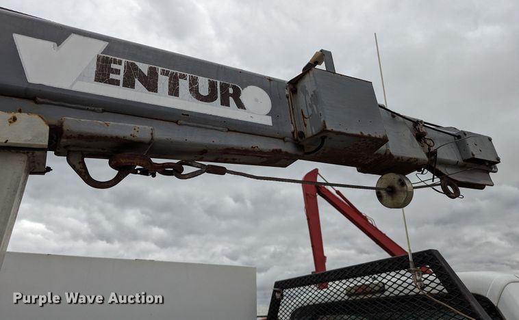 image for item LM9829 2011 Ford F550 Super Duty  utility / service truck