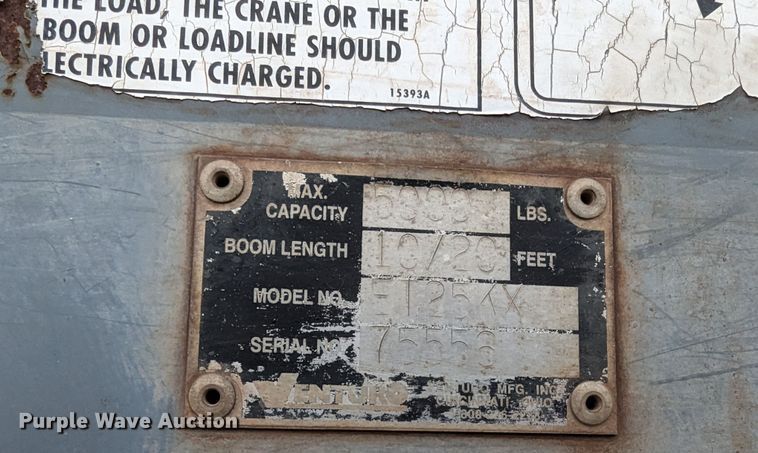 image for item LM9829 2011 Ford F550 Super Duty  utility / service truck