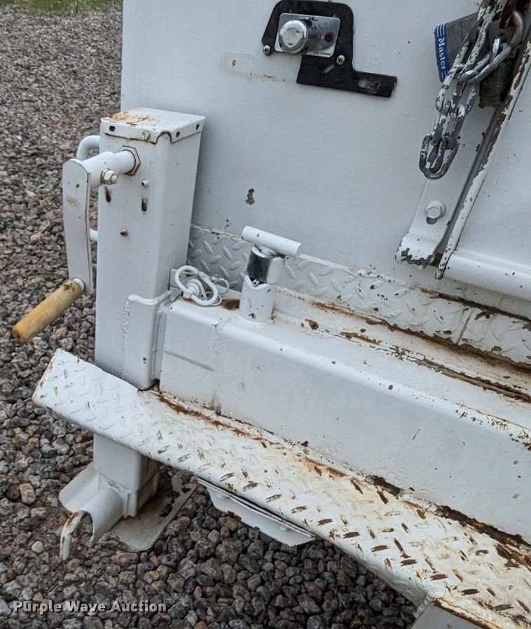 image for item LM9829 2011 Ford F550 Super Duty  utility / service truck