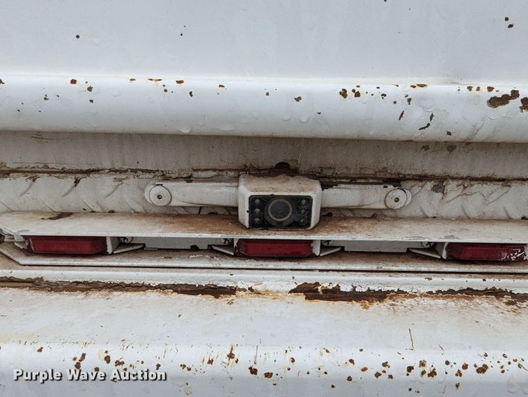 image for item LM9829 2011 Ford F550 Super Duty  utility / service truck