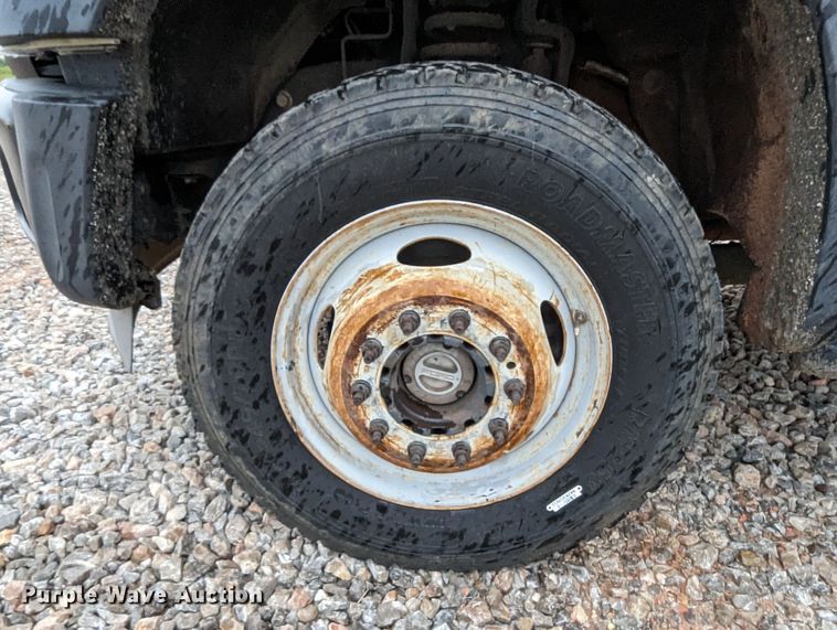 image for item LM9829 2011 Ford F550 Super Duty  utility / service truck