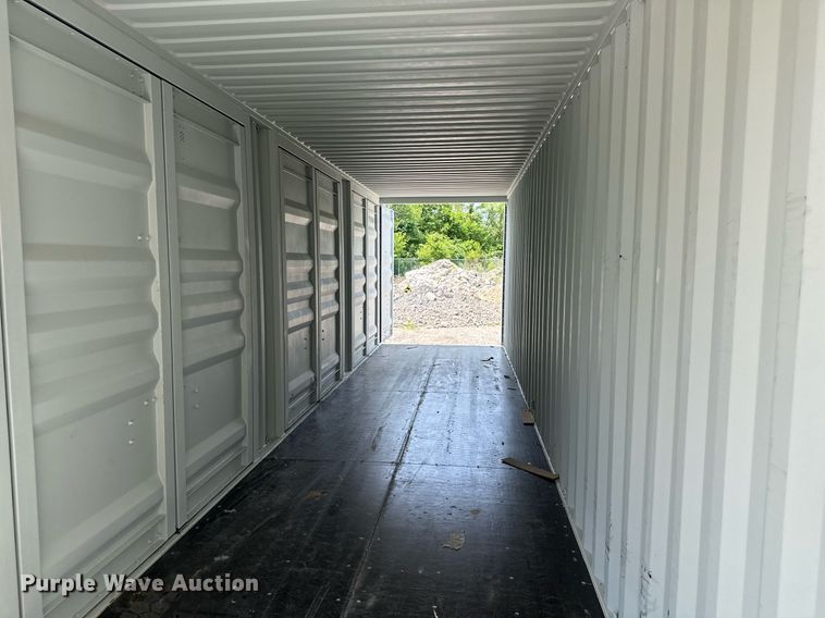 image for item LN9248 40'L shipping container