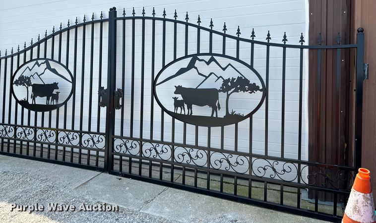 image for item LN9250 20' steel gate