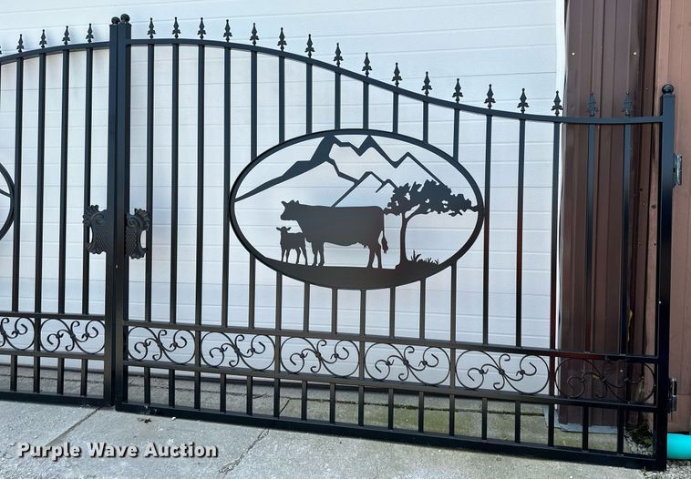 image for item LN9250 20' steel gate