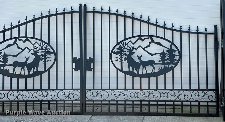 image for item LN9251 20' steel gate