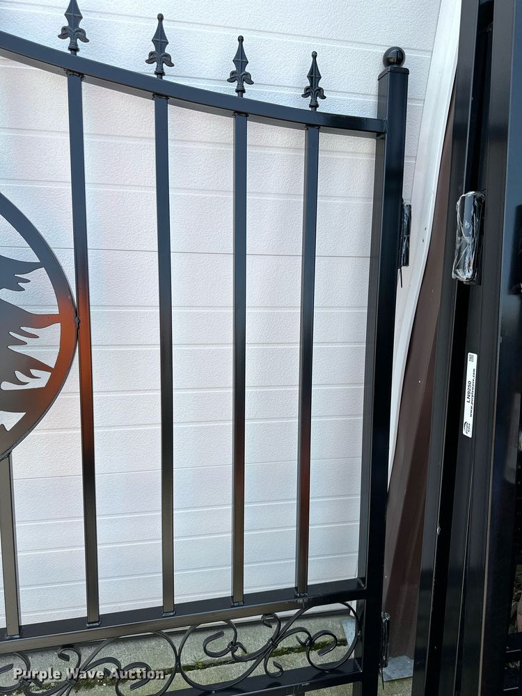 image for item LN9251 20' steel gate
