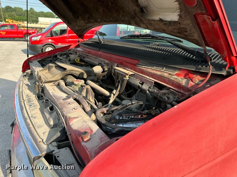 image for item LN9253 1994 Ford E350  box truck