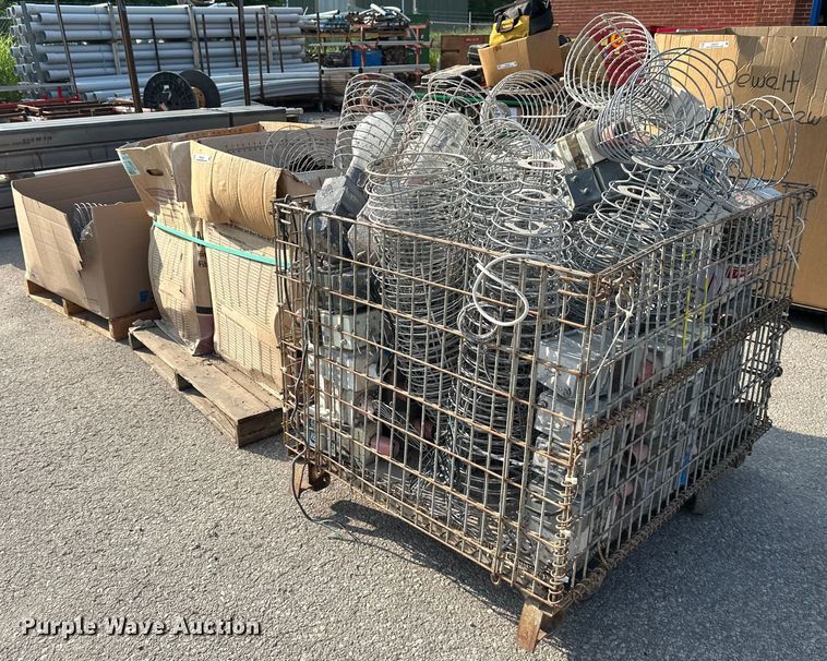 image for item LN9254 Approximately 60 Bergen Inc. light fixtures