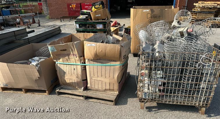 image for item LN9254 Approximately 60 Bergen Inc. light fixtures