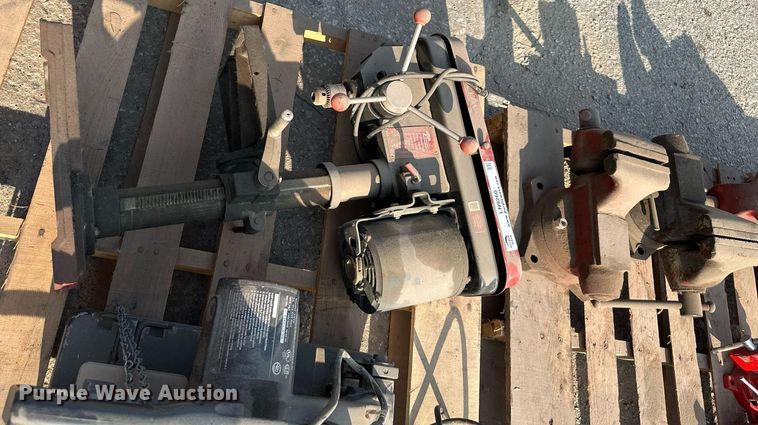 image for item LN9260 Tools