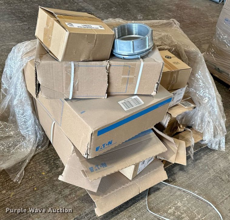 image for item LN9263 Approximately 14 hub fittings