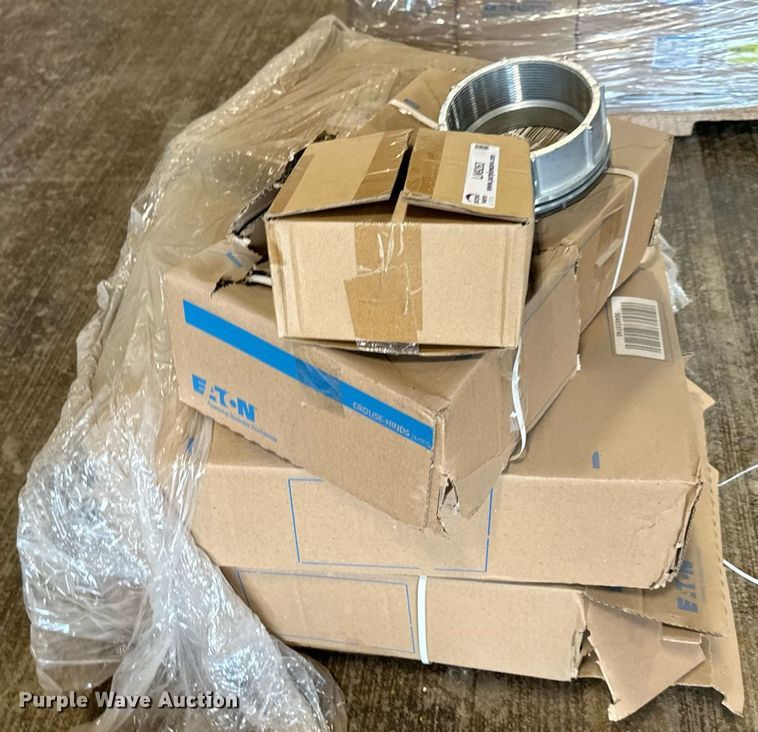 image for item LN9263 Approximately 14 hub fittings