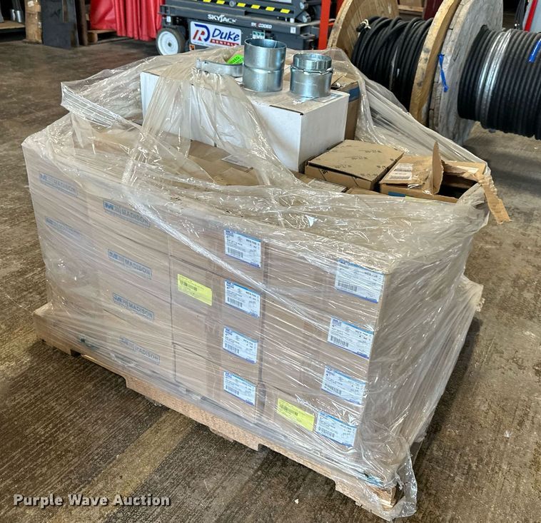 image for item LN9264 Approximately 148 pipe fittings